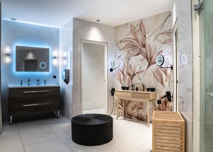 فندق La Perle De